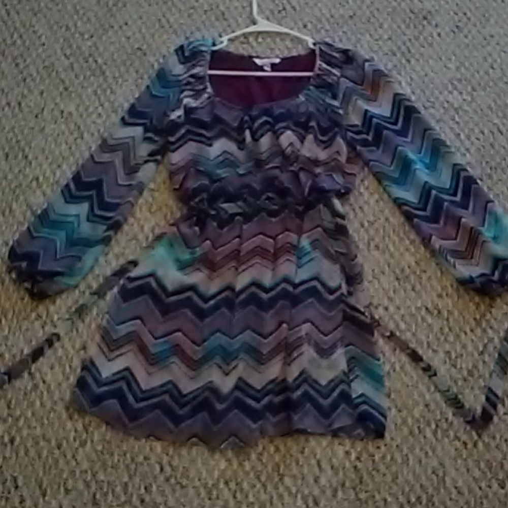 Beautiful no wrinkle dress.